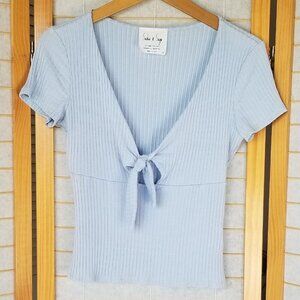 Sadie & Sage Tiny T-Shirt Baby Tee Light Blue Ribbed Bow Front Size Medium